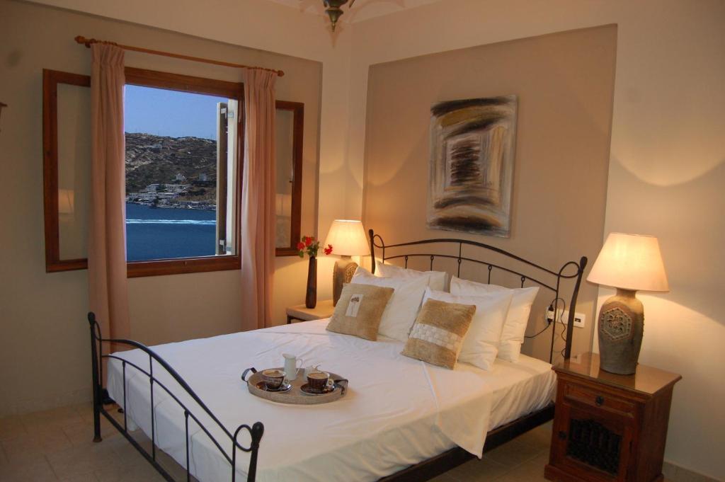 Seabreeze Hotel Ios Екстериор снимка
