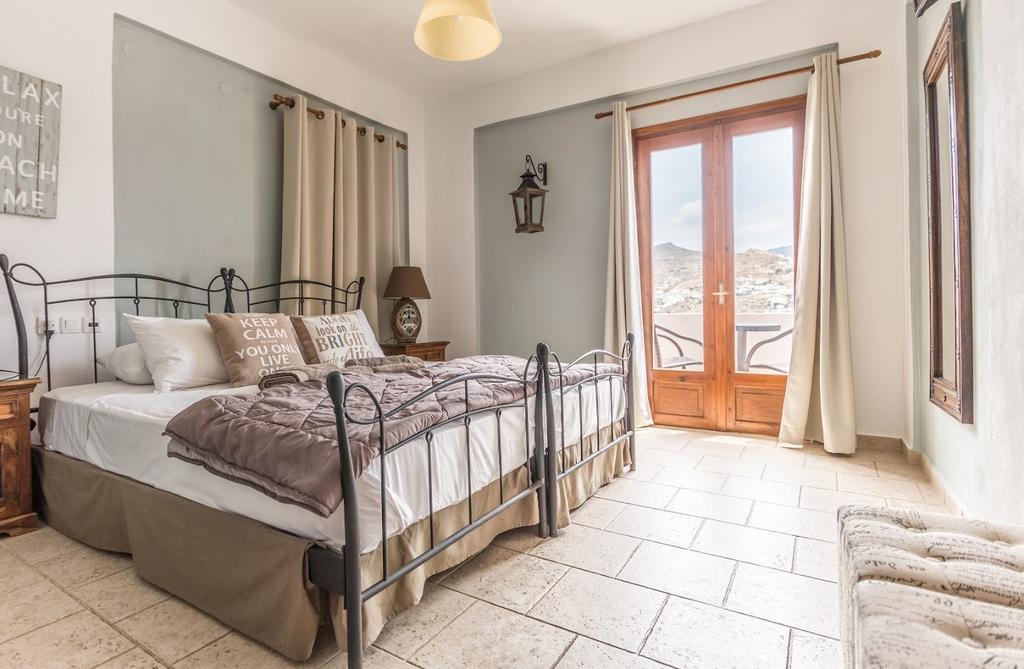 Seabreeze Hotel Ios Екстериор снимка